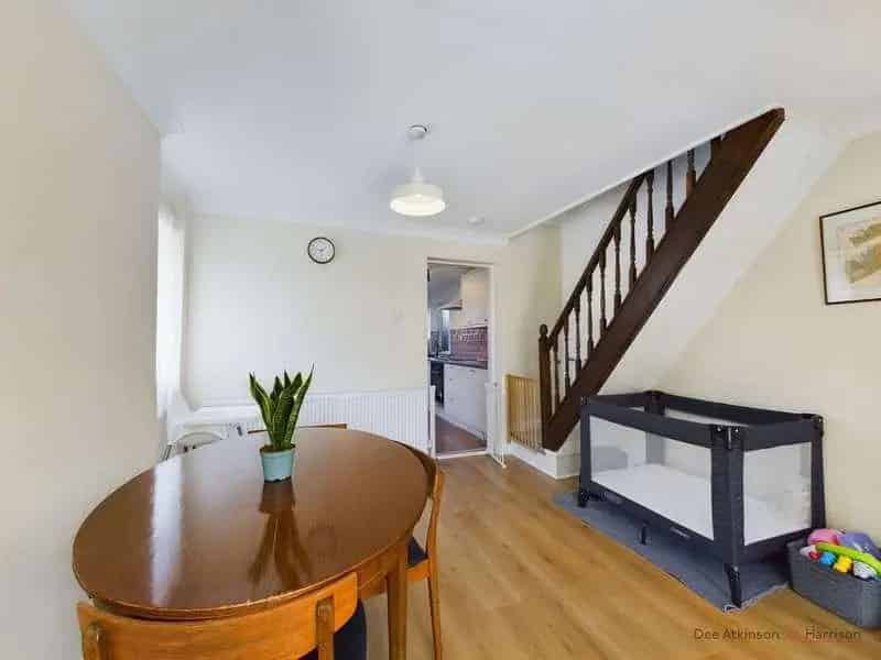 2 Bed End Terrace House For Sale