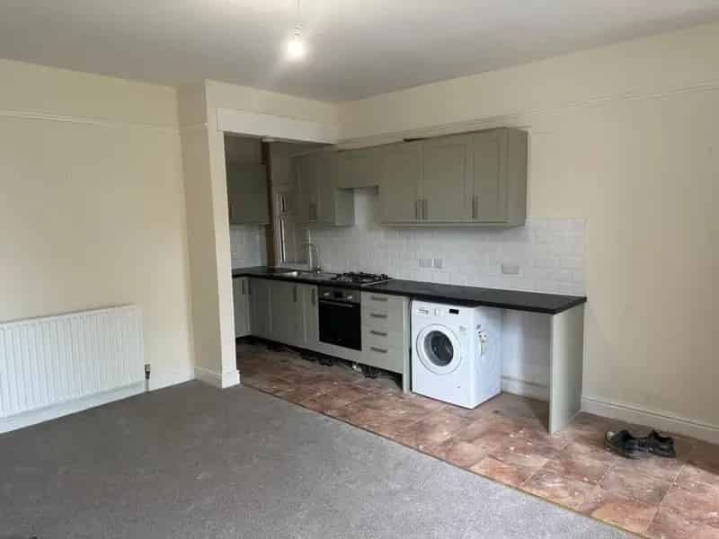 2 Bedroom House To Let in Menston