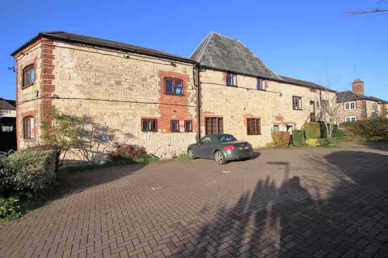 First Floor Office Mead Lane Farnham