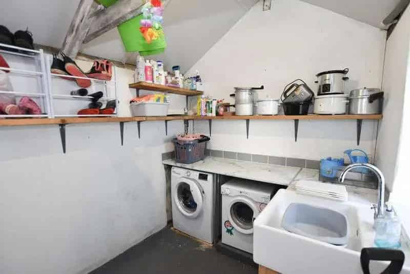 3 Bed Victorian House For Sale - Renovated with Loft Room and Garage
