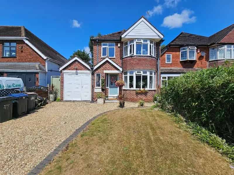 3 Bedroom Detached House For Sale Erdington