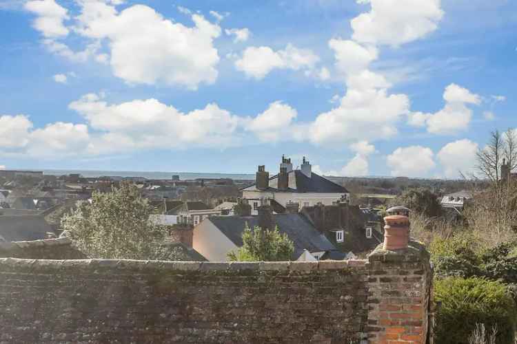 2 Bedroom Cottage for Sale Near High Street with Sea Views