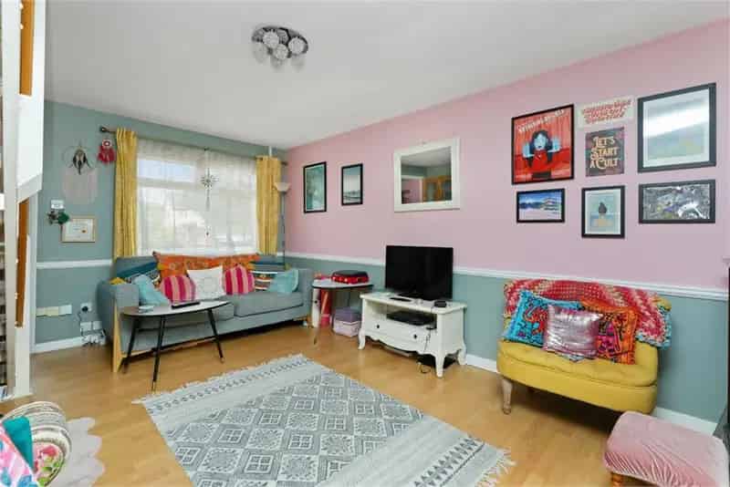 2 Bed End Terrace House Little France Edinburgh