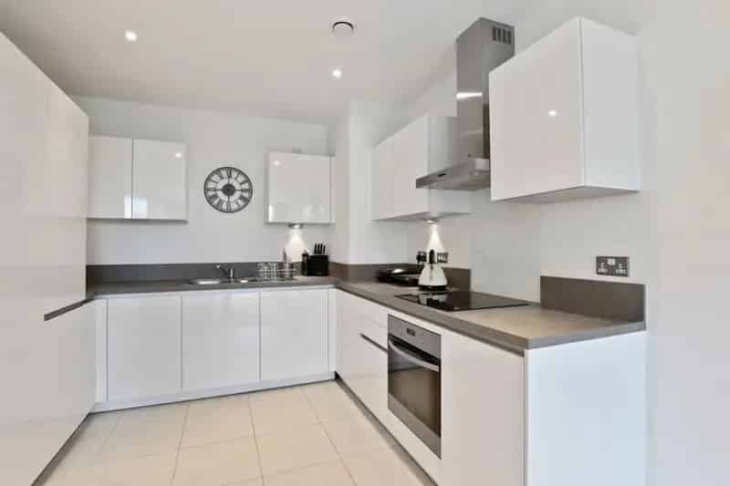2 Bedroom Flat For Sale in Battersea Reach