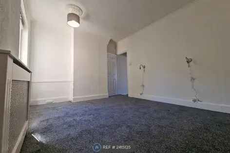 3 Bedroom House 86m² Near Belvedere Station London