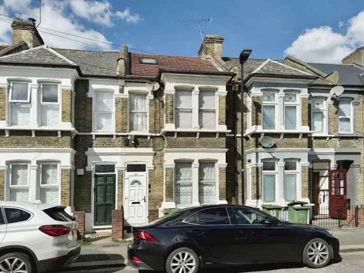 3 Bedroom Mid Terrace House for Sale London E16