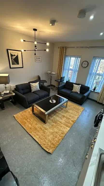 2 Bed Luxury Apartment Belfast City Centre