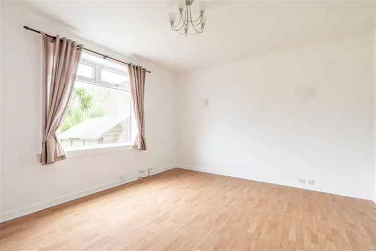 2 Bed Flat - Maindoor with 1 Reception Room