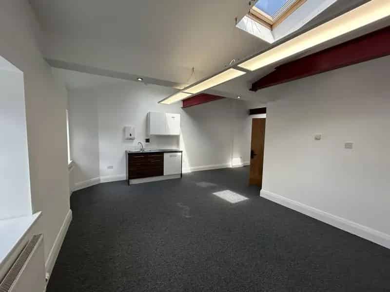 Clifton Office Suite 1398 sq ft New Lease Available