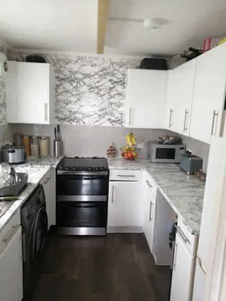 2 Bedroom Flat Ground Floor Peaceful Area Family Needs More Space