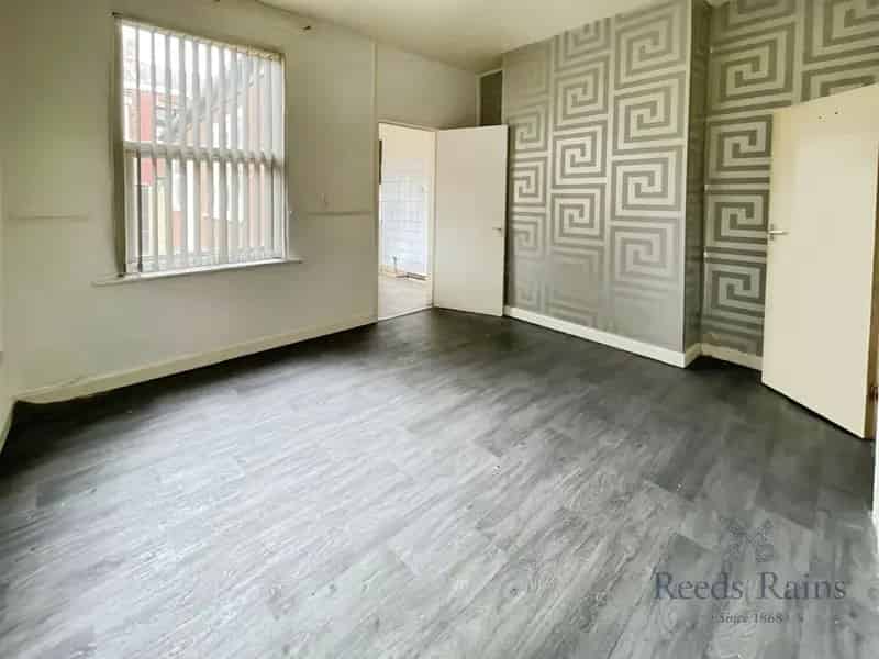 2 bedroom Mid Terrace House for sale, Liverpool, Merseyside, L6