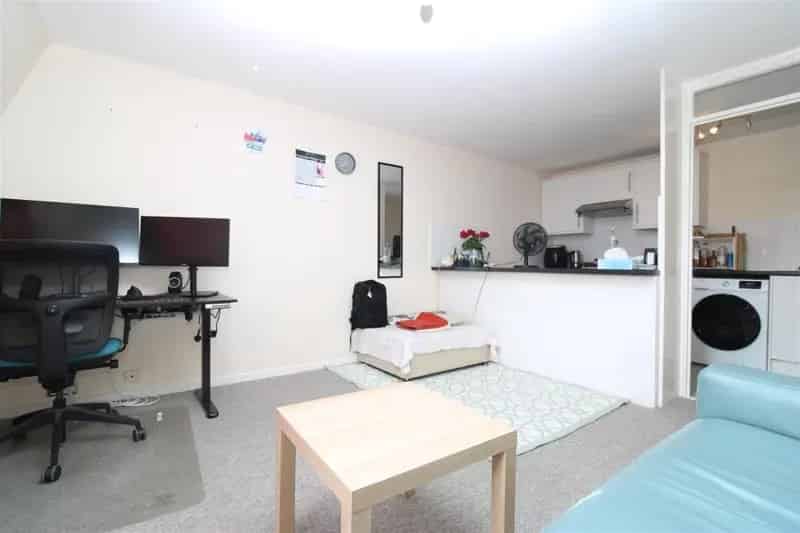 Flat For Rent , Brighton, England