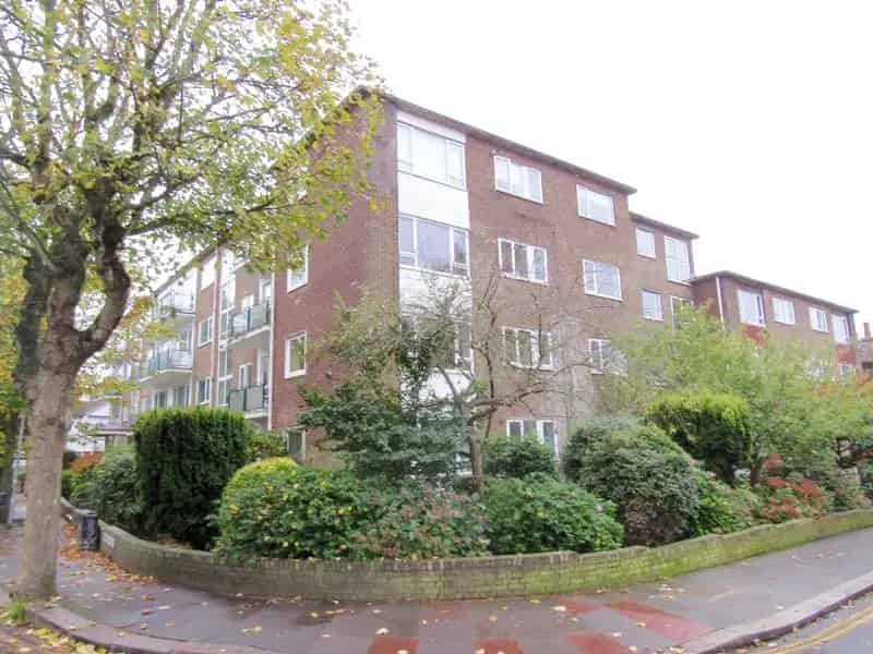 0 Bedroom Apartment House to Rent in Brighton