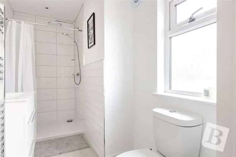 4 Bed Detached House For Sale Extensively Refurbished