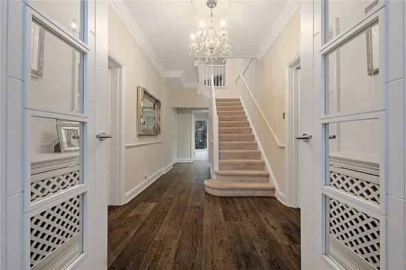 5 Bedroom Detached House Mill Hill 3800 sq ft