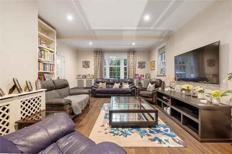 Detached House for sale with 5 bedrooms, Marsh Lane, Mill Hill