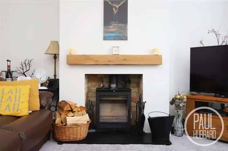 3 Bed House for Sale - Family Home with Garden and Parking