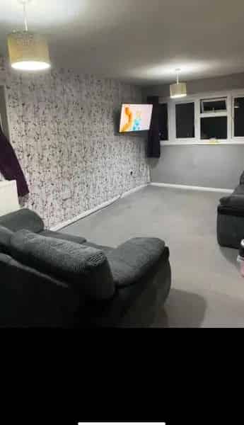 2 Bed Flat Swap Near Marston Green Train Station