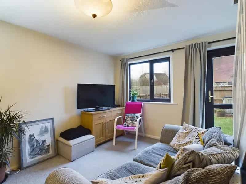 2 Bedroom House for Sale