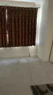 2 rooms flat of 73 m² in London