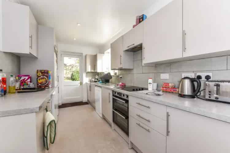 1 Bedroom Flat To Rent Available Now