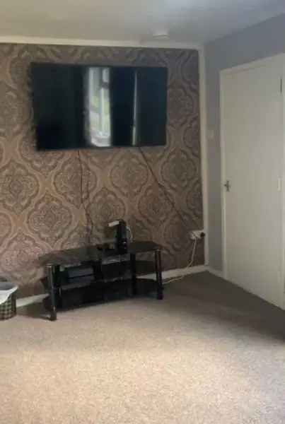 Flat For Rent in Sandwell, England