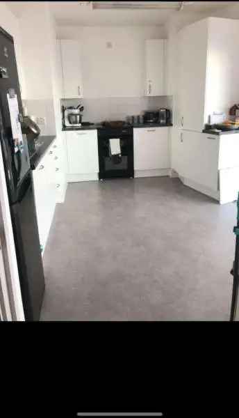 Flat For Rent in London, England