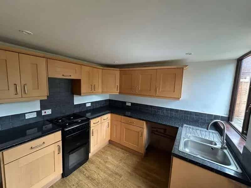 3 Bed Semi-Detached Cottage For Sale