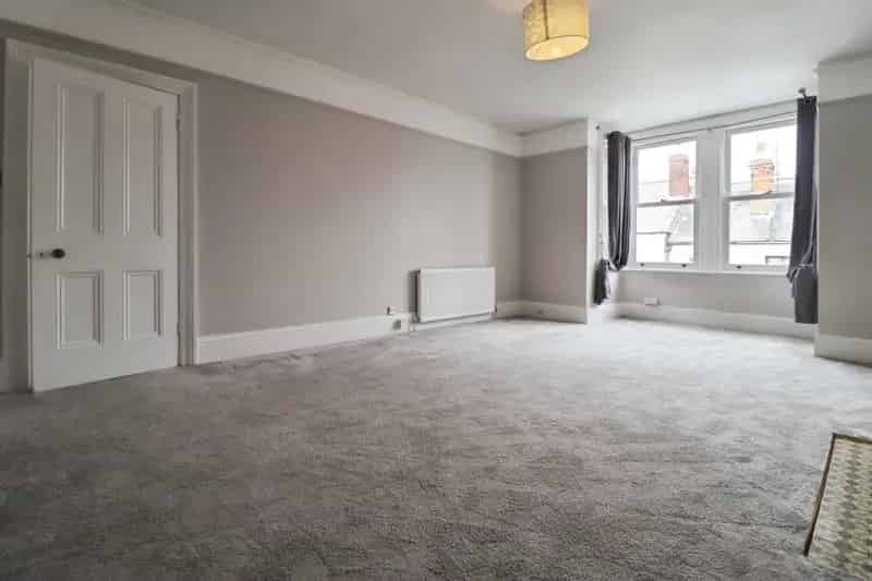 3 bedroom Flat
 To Rent