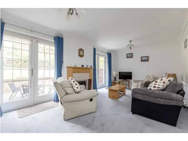 5 Bedroom Detached House for Sale in Blackhall near Edinburgh