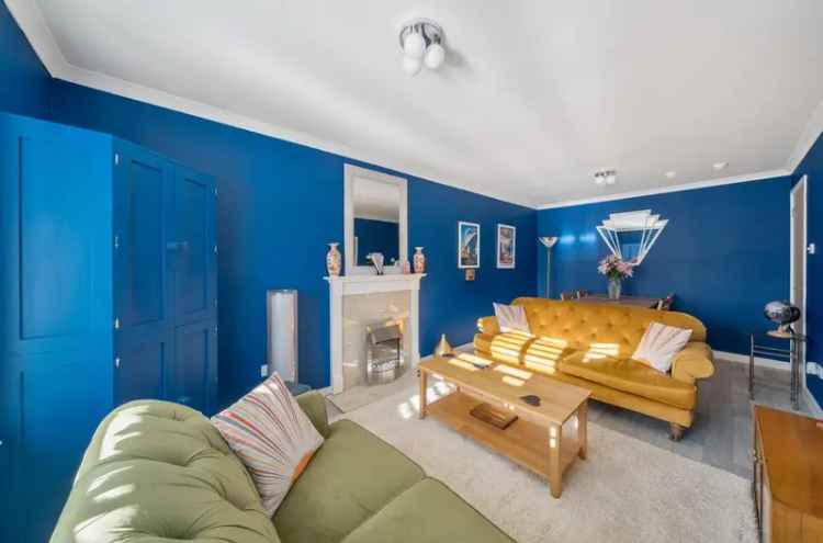 1 Bedroom Apartment for Sale in Cheltenham