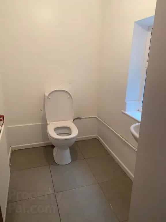 Commercial property For Rent , Ballymena, Northern Ireland