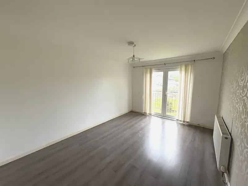 2 Bedroom Flat to Rent Strachur Crescent