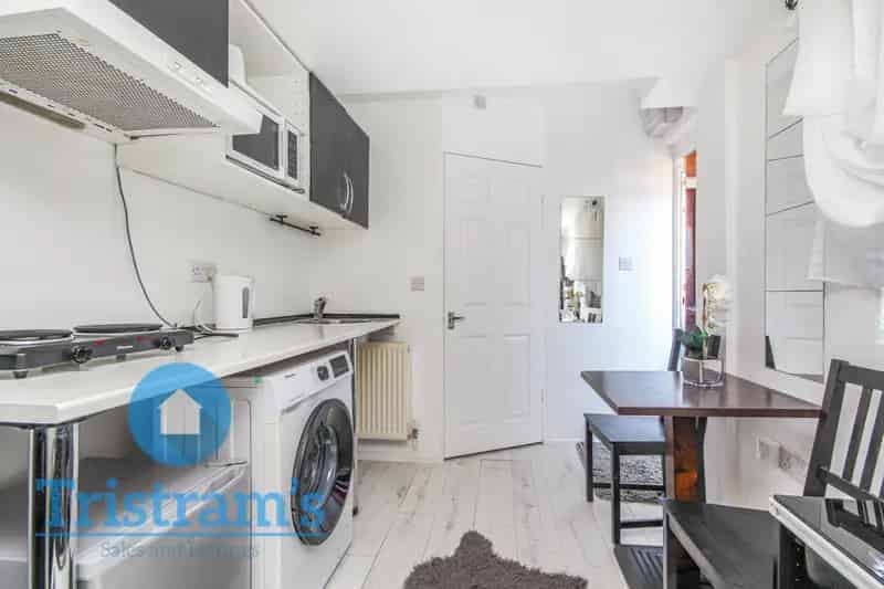1 Bedroom Studio House to Rent in Nottingham