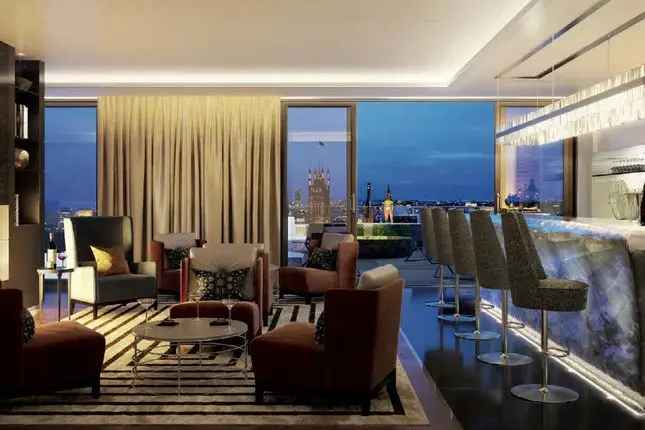 Luxury 2-Bed Apartment with Thames Views - The Corniche London