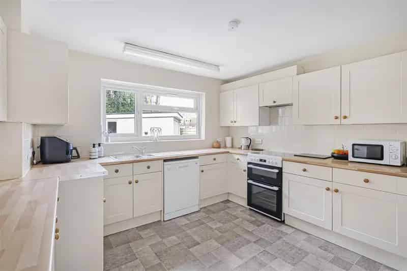 4 Bedroom Detached House for Sale Launton