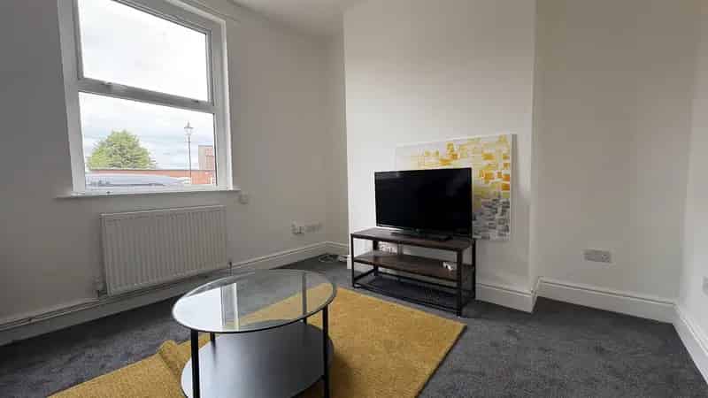 3 Bedroom Terraced House to Rent Earlsdon