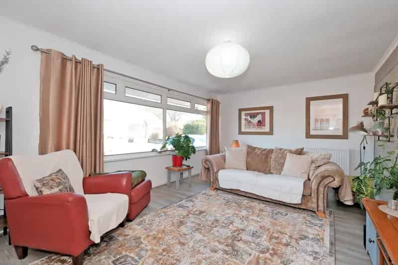 2 Bedroom Detached Bungalow for Sale in Stonehaven