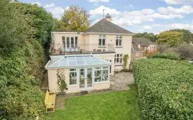 House For Sale in South Hams, England