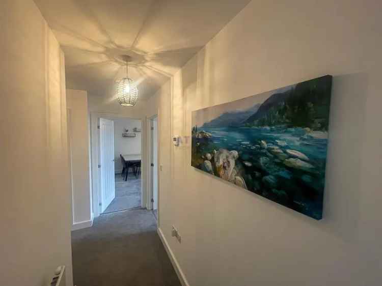2 Bedroom Furnished Apartment to Rent - Easy Commute