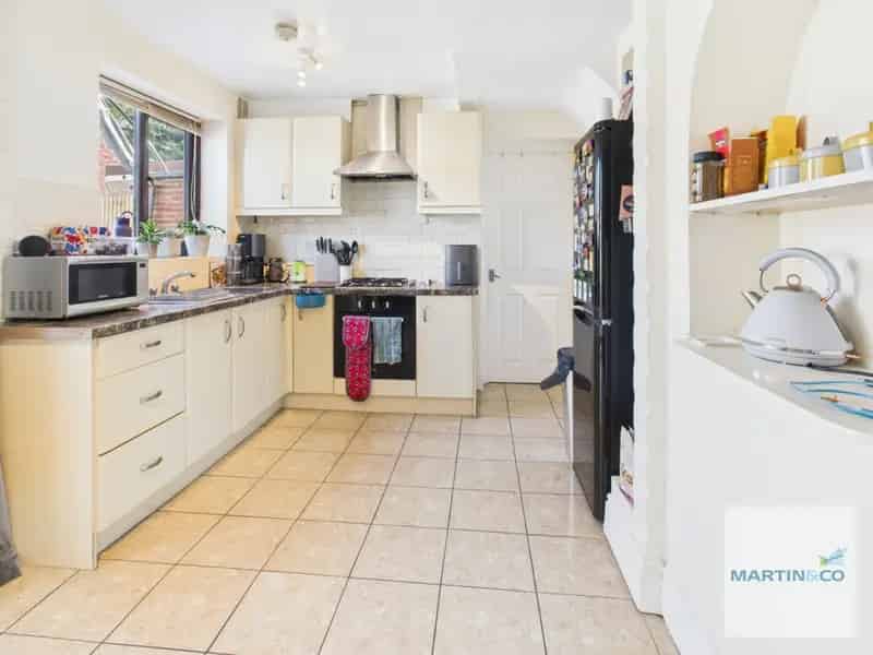 3 Bedroom House For Sale Glascote Extended Family Home