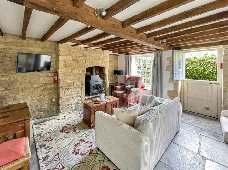 2 Bedroom Cottage for Sale in Blockley Cotswolds