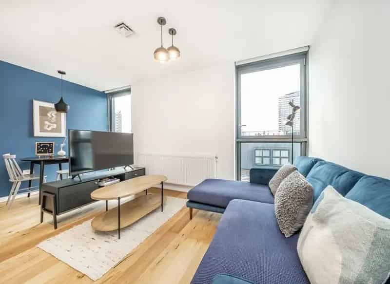 One Bedroom Apartment near City Road Basin - Chain Free