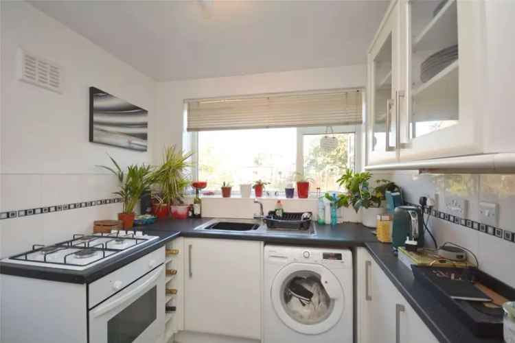 House For Sale in Leeds, England