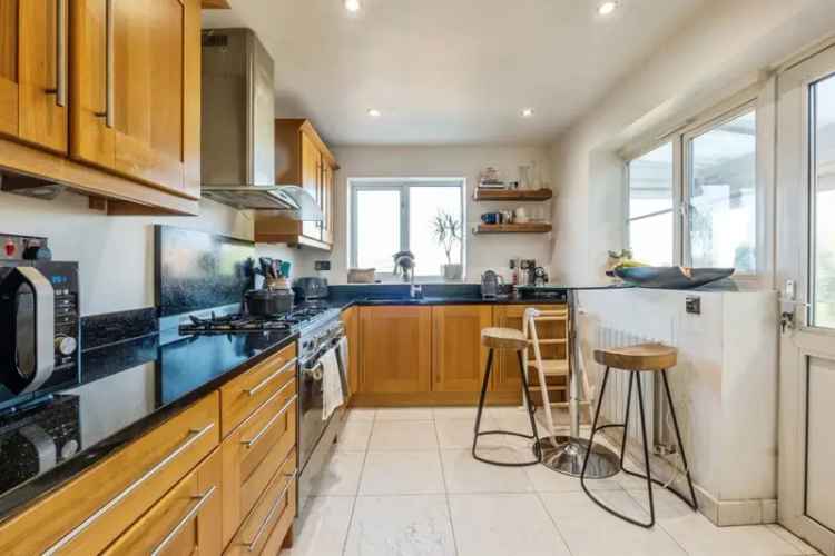 4 Bedroom Extended Semi-Detached Home Telscombe Cliffs