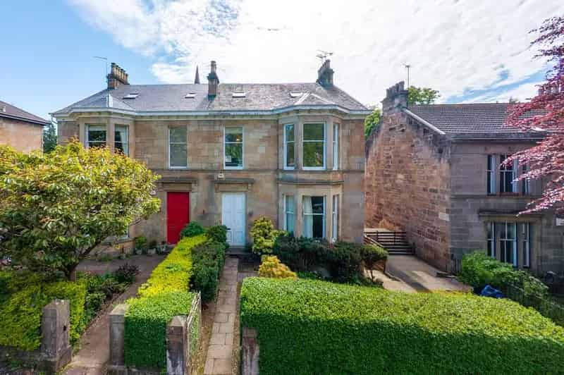 5 Bedroom Duplex Conversion Crosshill Glasgow