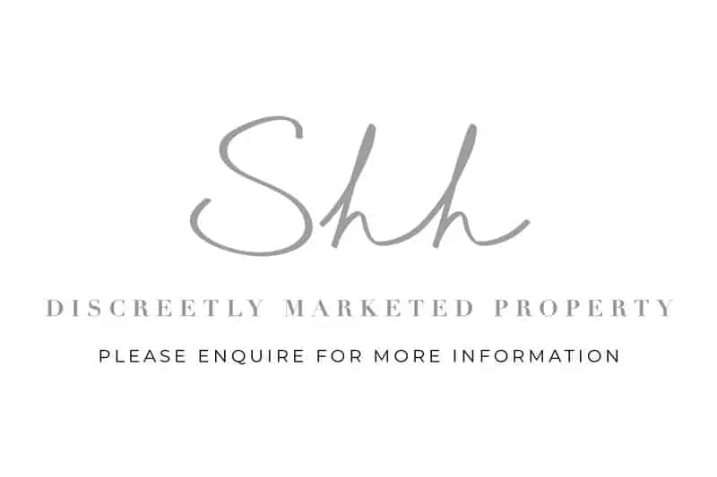 Luxury 6-Bedroom House Northwood Hertfordshire