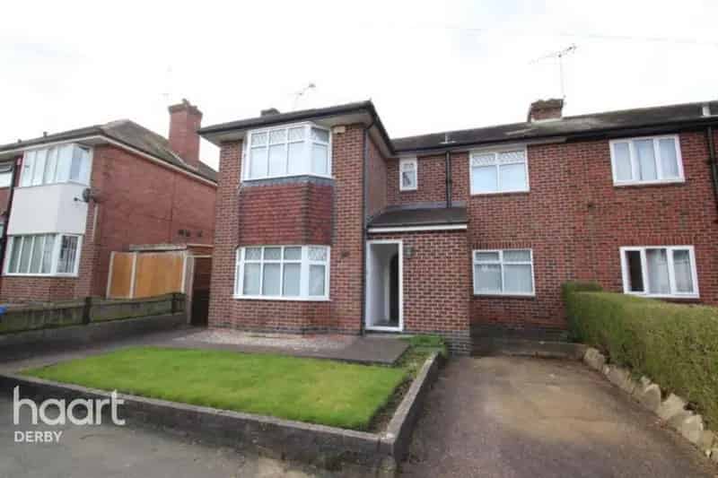 3 Bedroom Semi-Detached House to Rent Near Royal Derby Hospital