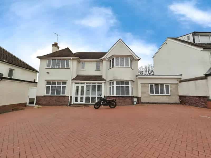 1 Bedroom Flat To Let Hall Green Bills Included June 2025