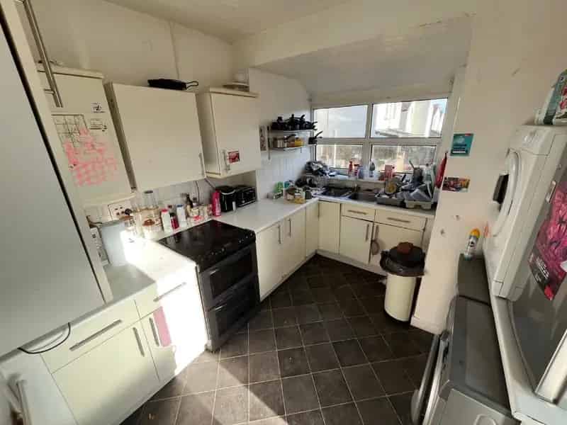 4 Bedroom Terraced House Student Property